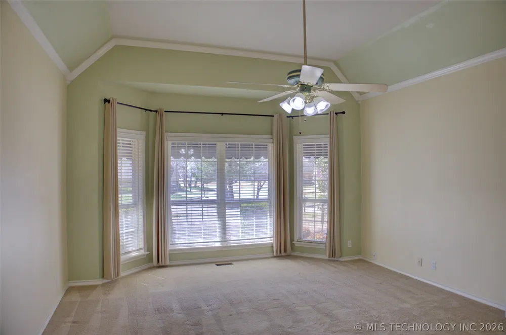 10305 E 90th Street Owasso, OK 74055