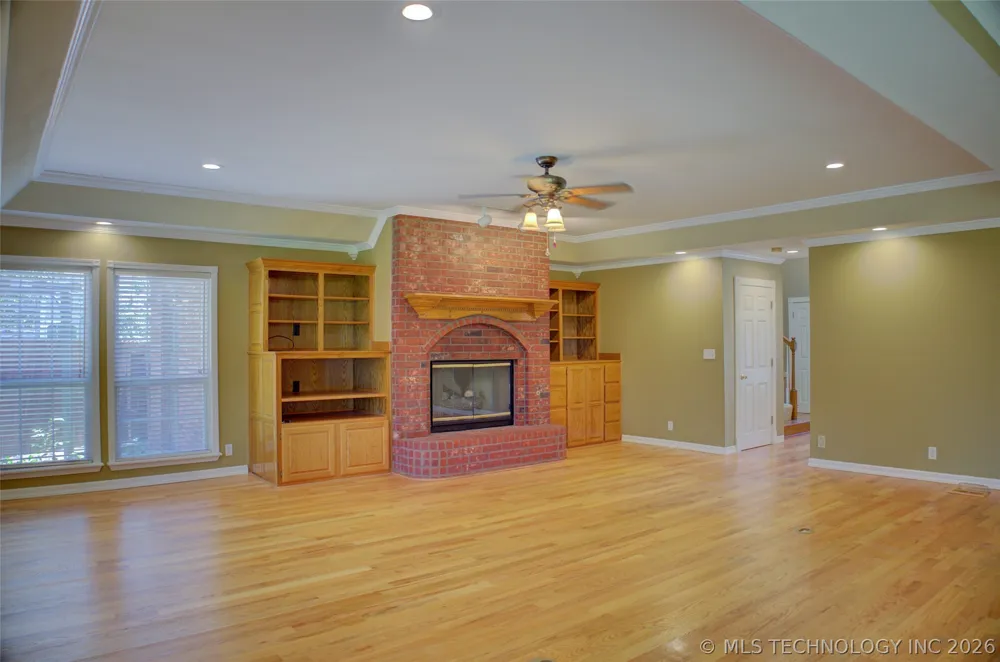 10305 E 90th Street Owasso, OK 74055