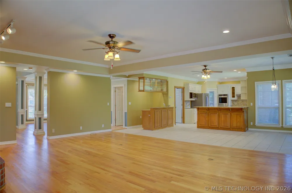 10305 E 90th Street Owasso, OK 74055