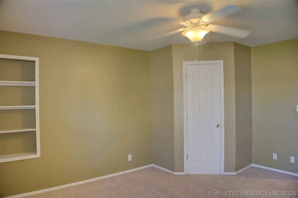 10305 E 90th Street Owasso, OK 74055