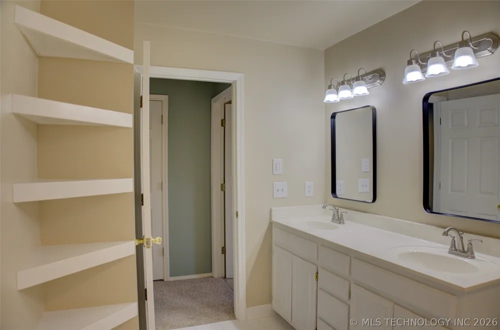10305 E 90th Street Owasso, OK 74055