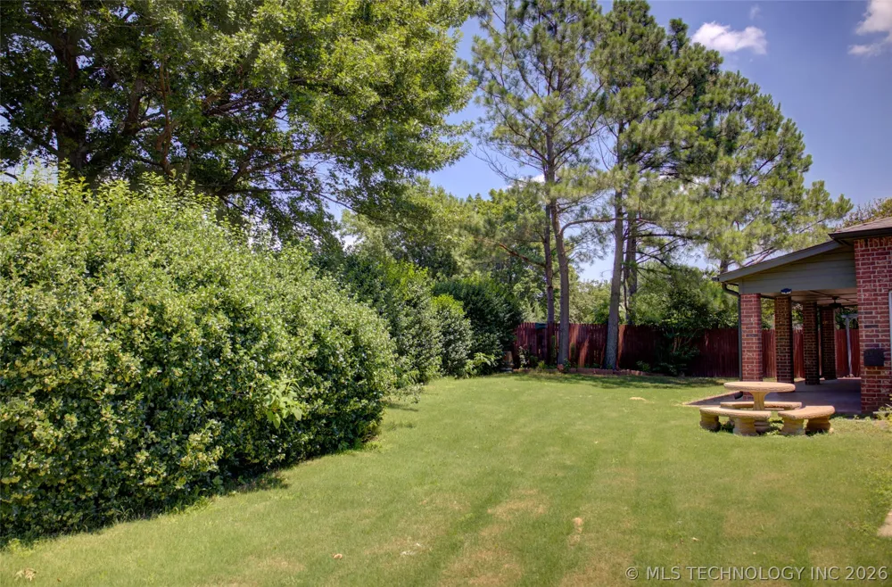 10305 E 90th Street Owasso, OK 74055
