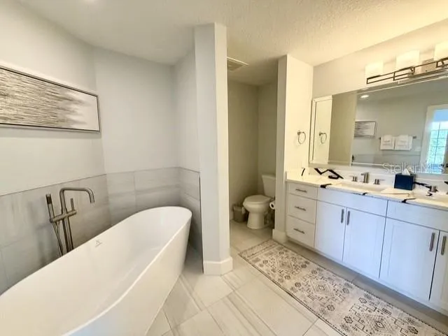 8774 WORLDQUEST BOULEVARD #7203 Orlando, FL 32821