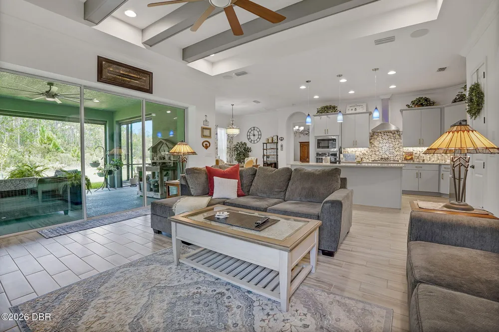 649 Mosaic Boulevard Daytona Beach, FL 32124