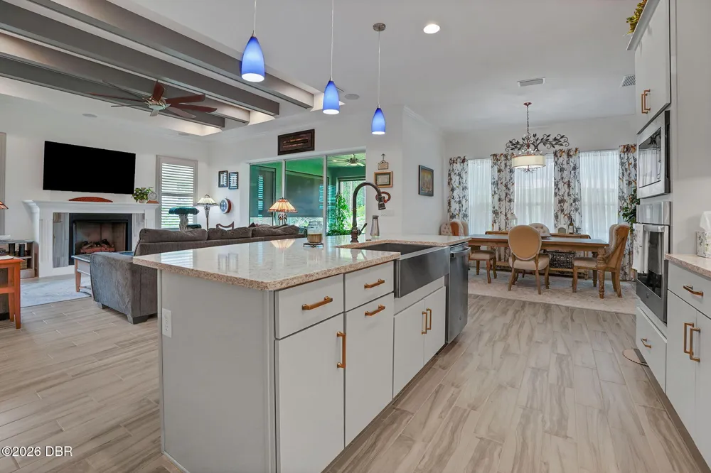 649 Mosaic Boulevard Daytona Beach, FL 32124