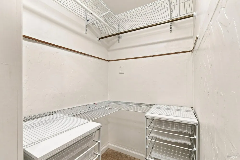 11098 Dell Avenue Forestville, CA 95436