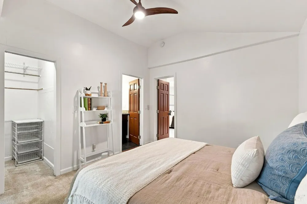 11098 Dell Avenue Forestville, CA 95436