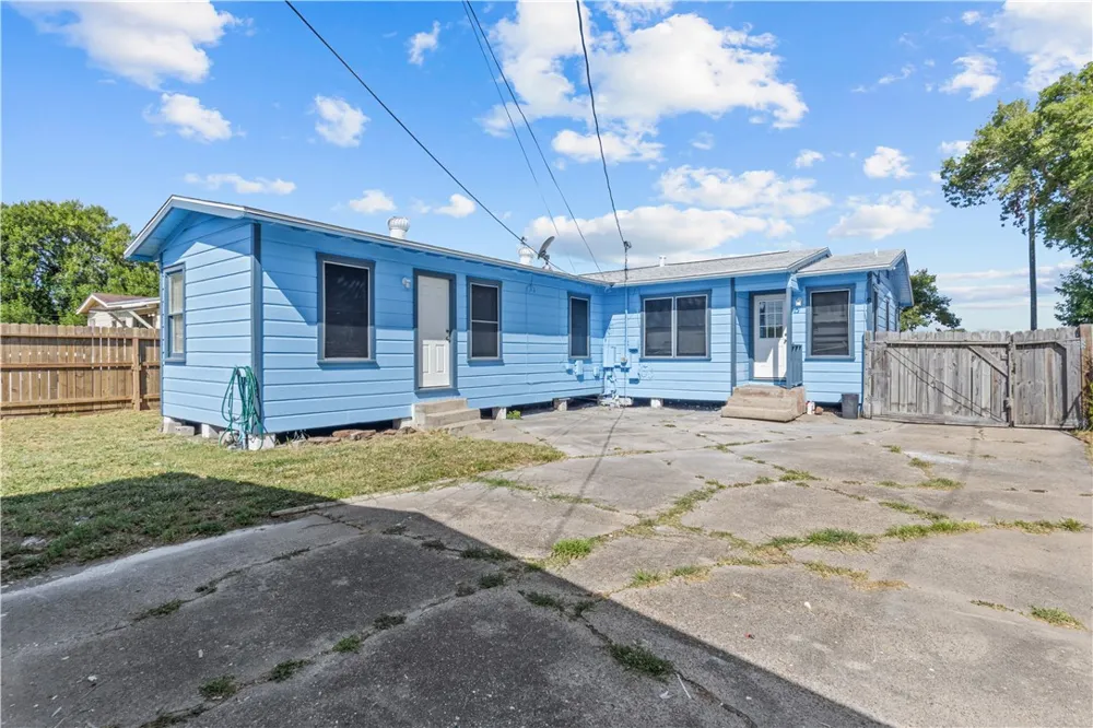 1538 Brentwood Drive Corpus Christi, TX 78415