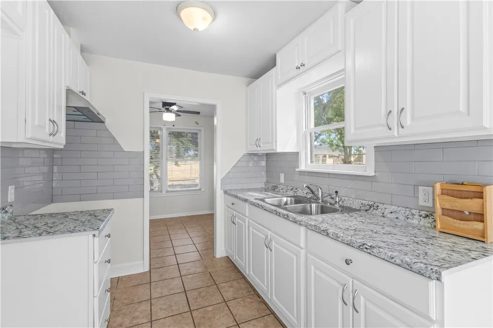 1538 Brentwood Drive Corpus Christi, TX 78415