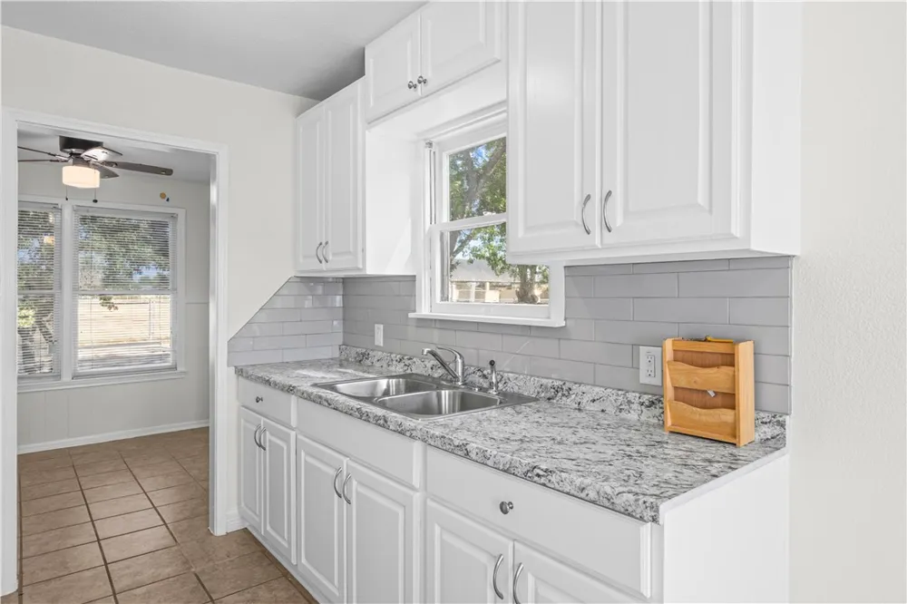 1538 Brentwood Drive Corpus Christi, TX 78415