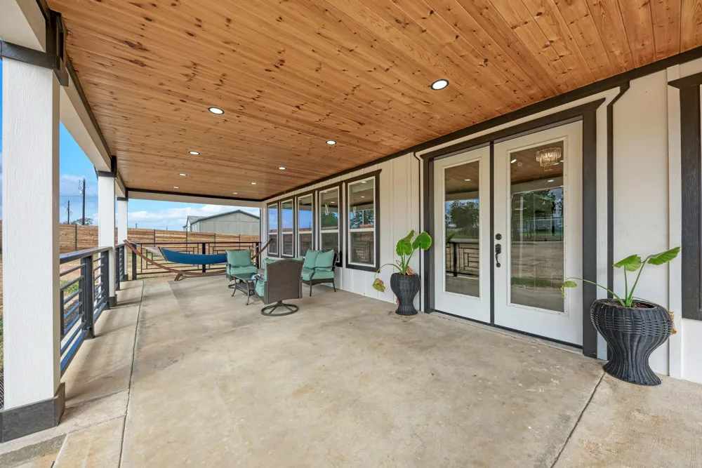 251 Estrella Lane Bastrop, TX 78602
