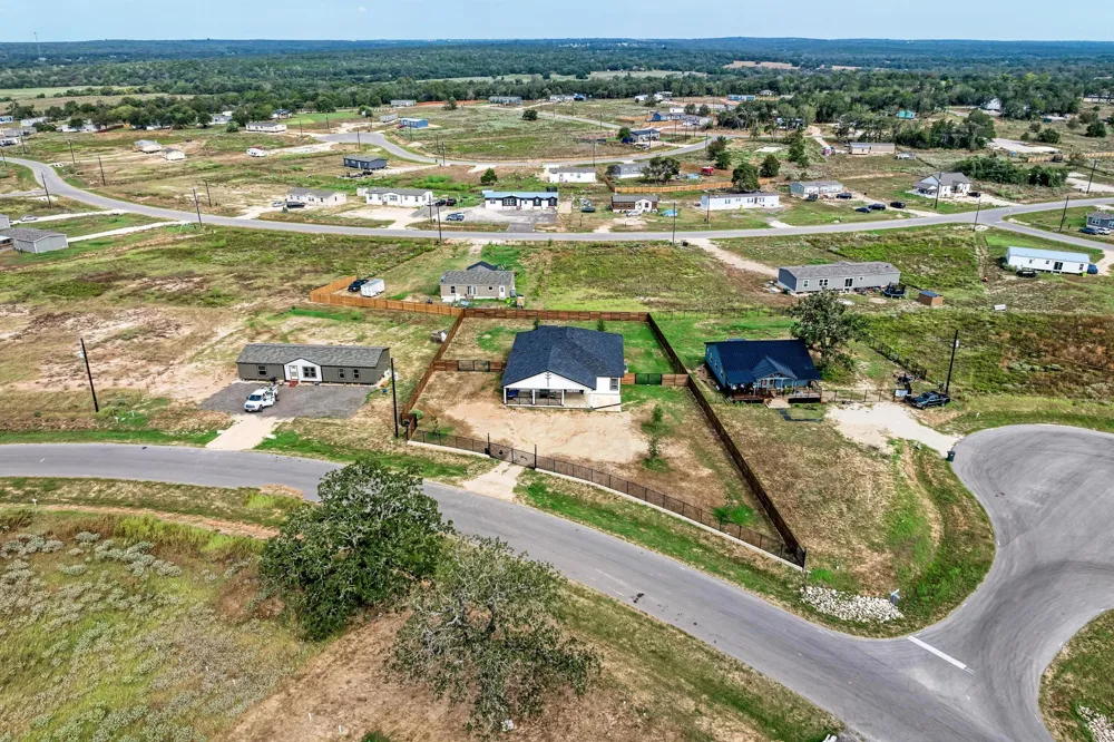 251 Estrella Lane Bastrop, TX 78602