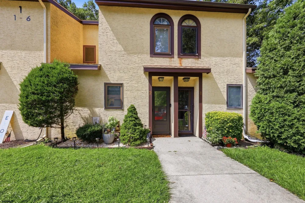 2 Steamboat Ct Galloway Township, NJ 08205