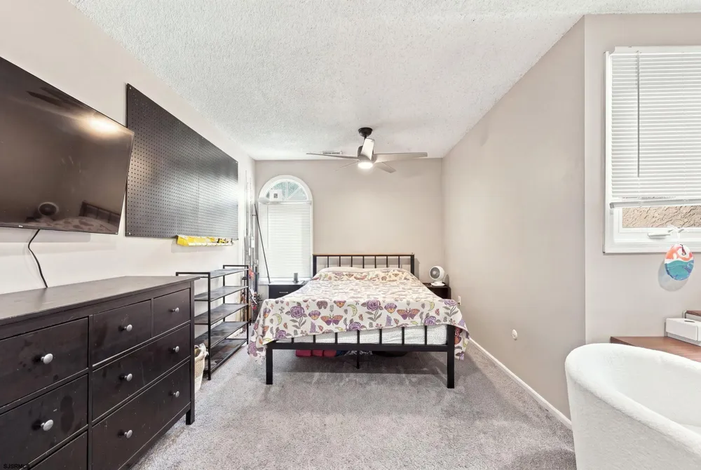 2 Steamboat Ct Galloway Township, NJ 08205