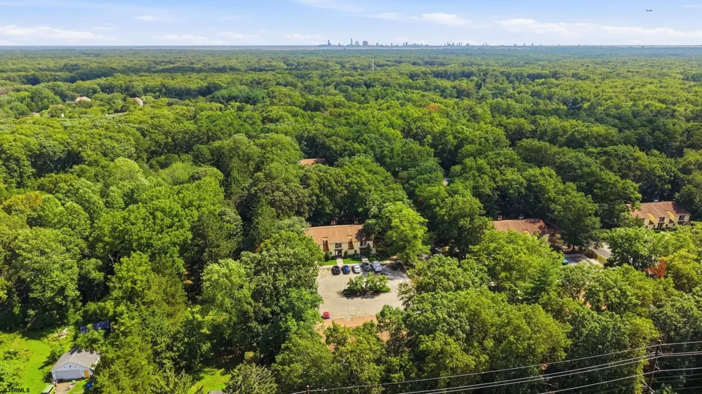 2 Steamboat Ct Galloway Township, NJ 08205