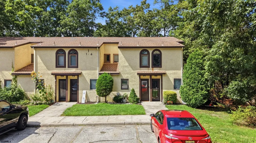 2 Steamboat Ct Galloway Township, NJ 08205