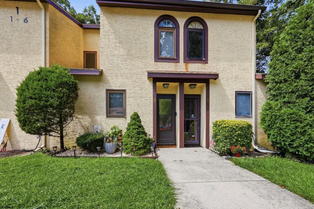 2 Steamboat Ct Galloway Township, NJ 08205