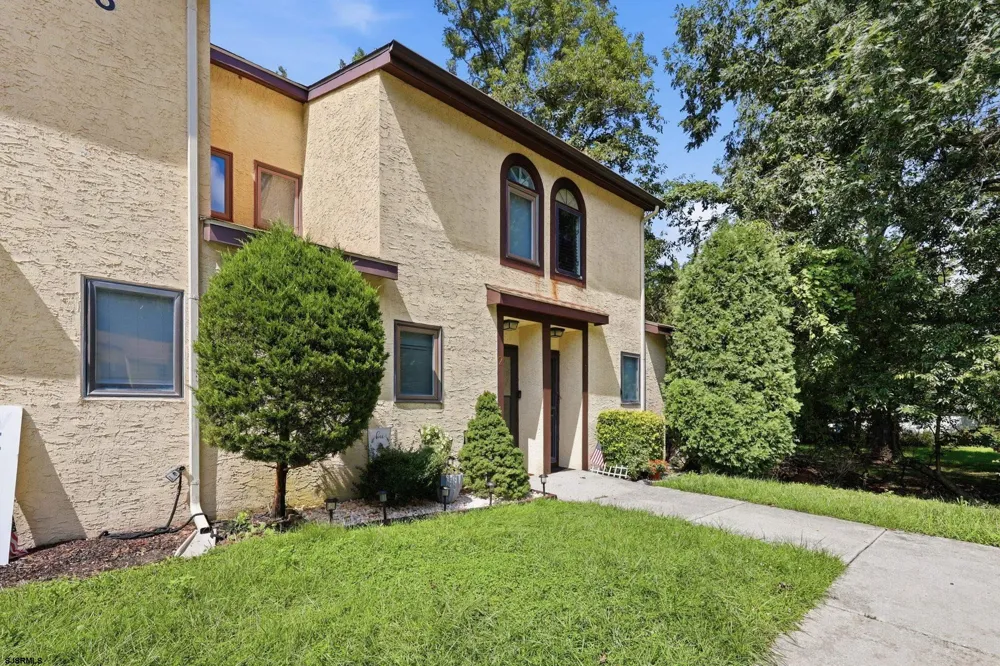 2 Steamboat Ct Galloway Township, NJ 08205