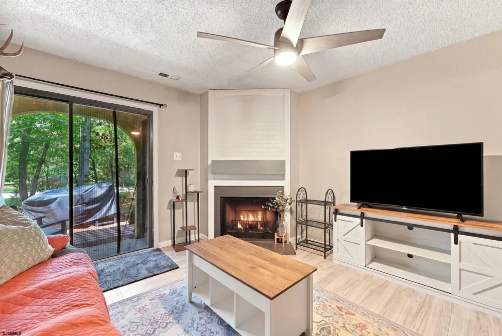 2 Steamboat Ct Galloway Township, NJ 08205