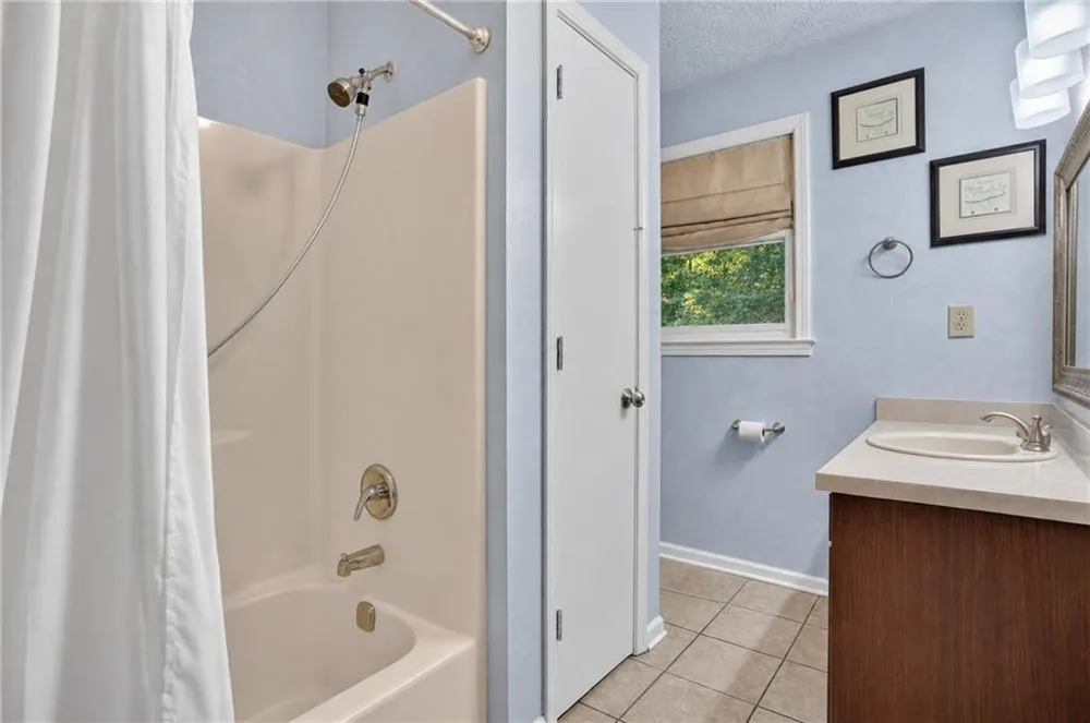 757 S Hileah Court Lithonia, GA 30058
