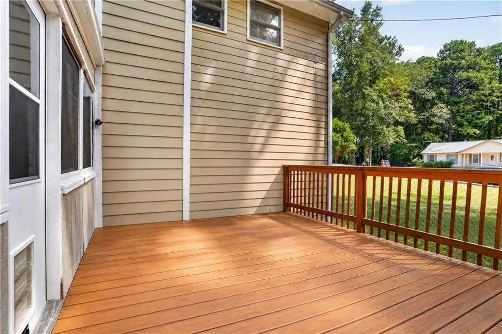 757 S Hileah Court Lithonia, GA 30058