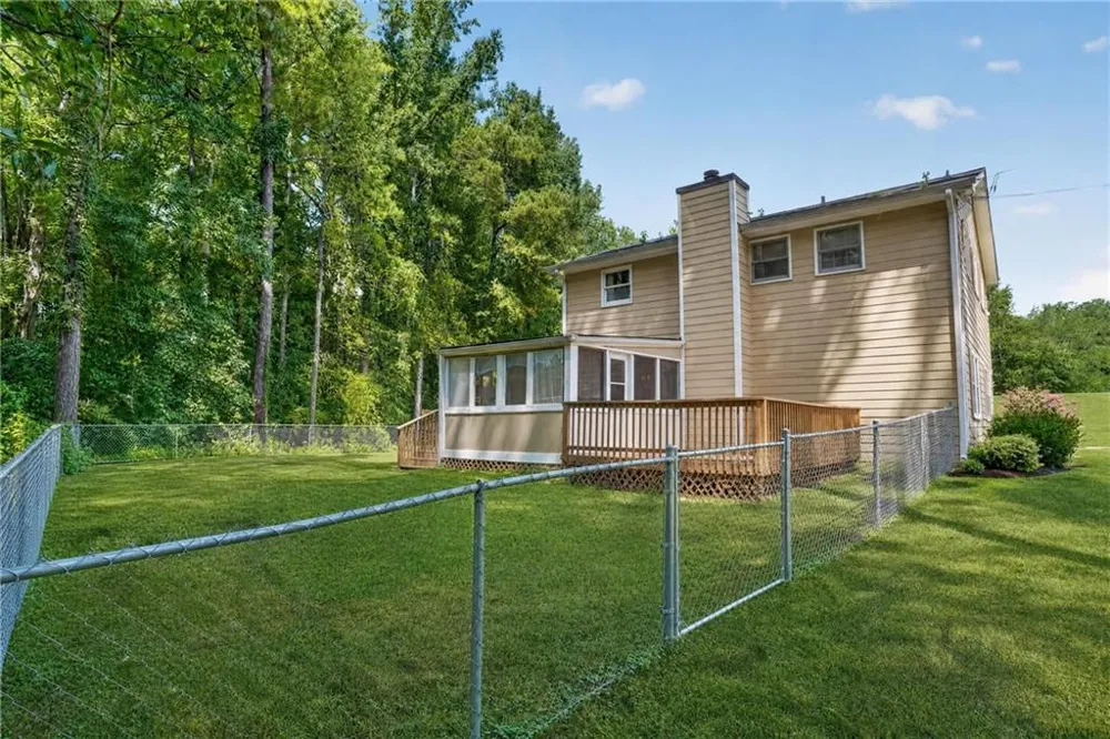 757 S Hileah Court Lithonia, GA 30058