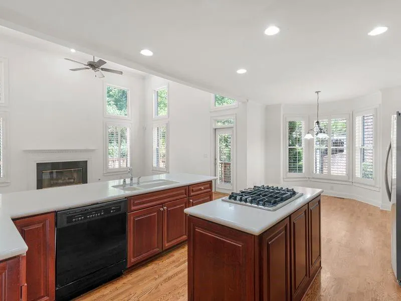 5074 Healey Drive Smyrna, GA 30082