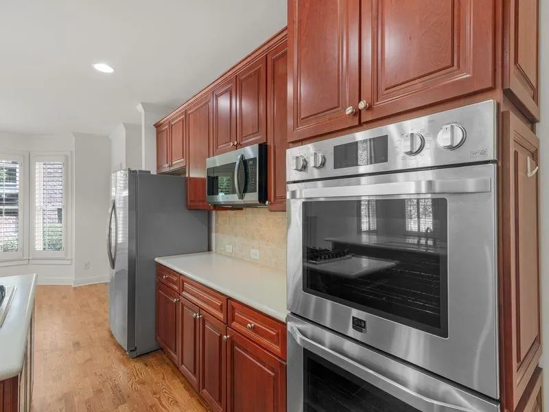 5074 Healey Drive Smyrna, GA 30082