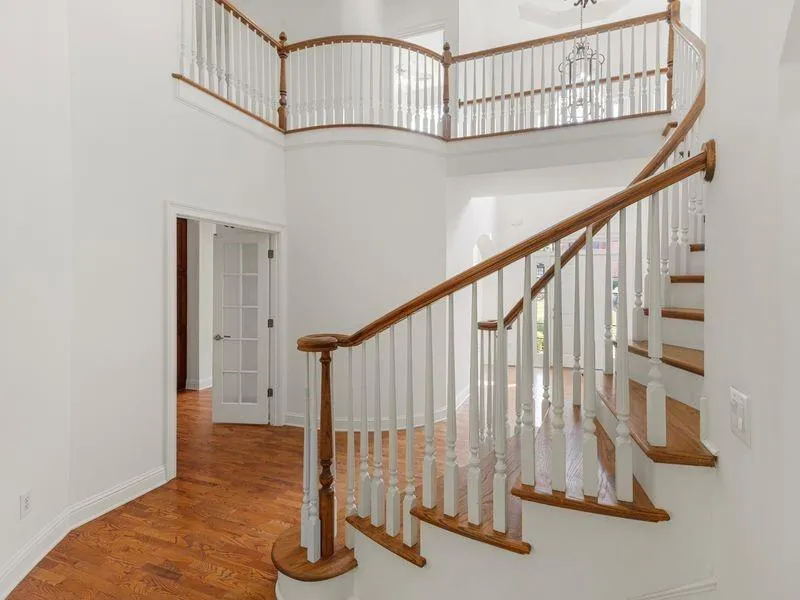 5074 Healey Drive Smyrna, GA 30082
