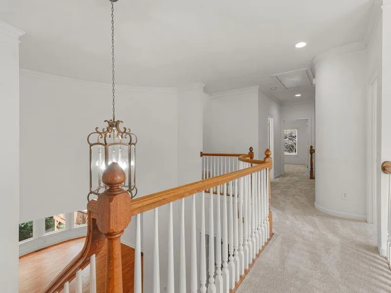 5074 Healey Drive Smyrna, GA 30082