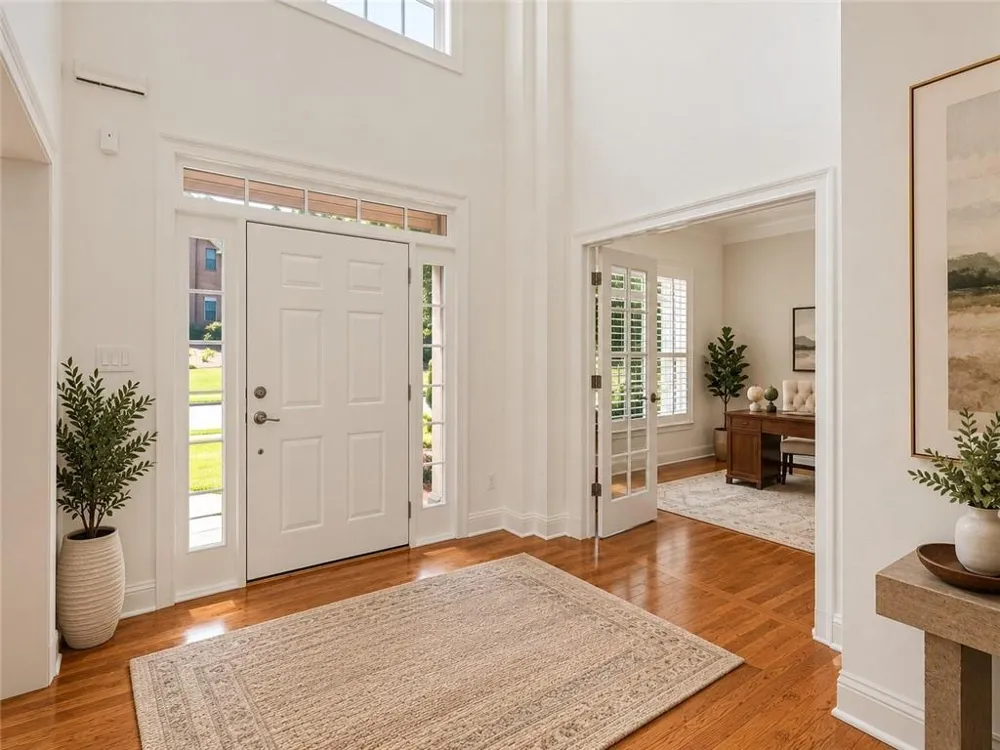 5074 Healey Drive Smyrna, GA 30082