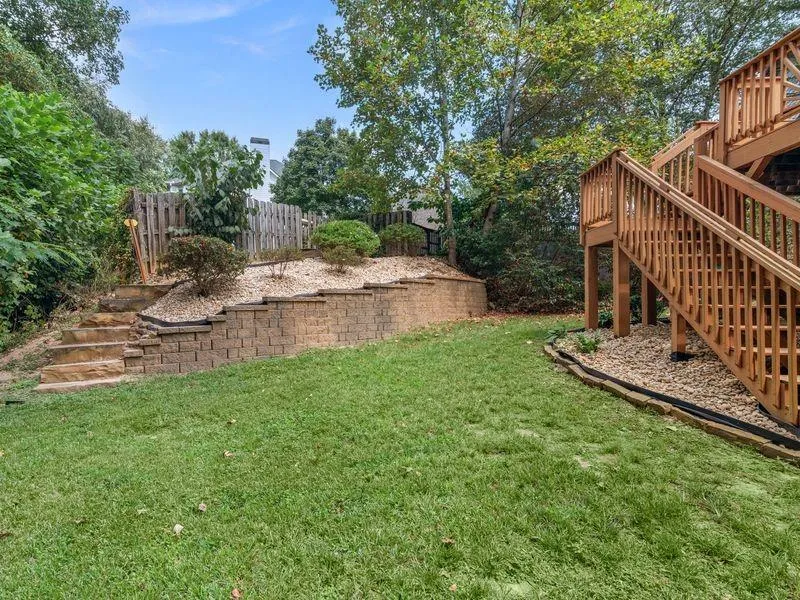 5074 Healey Drive Smyrna, GA 30082