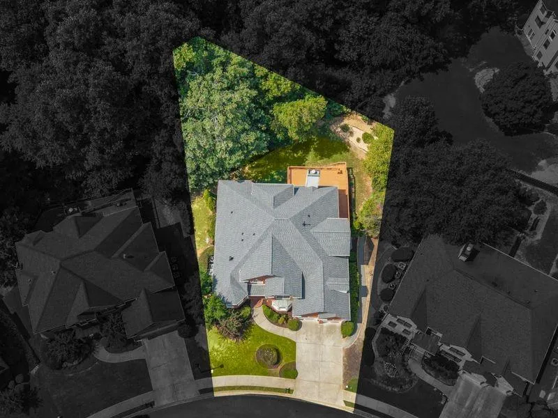 5074 Healey Drive Smyrna, GA 30082