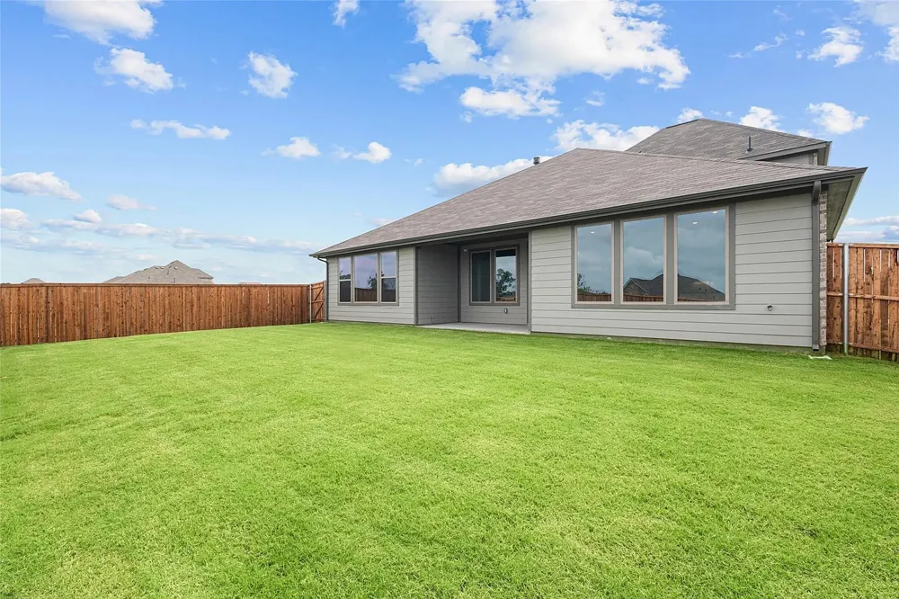1506 Golden Meadow Drive Van Alstyne, TX 75495