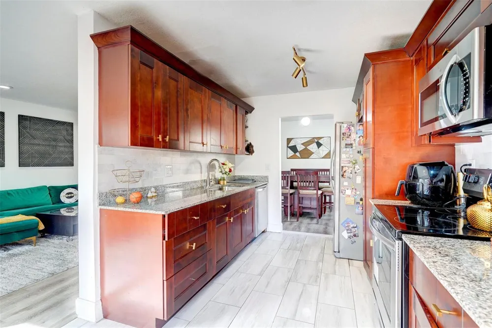 4698 NW 30TH STREET Coconut Creek, FL 33063