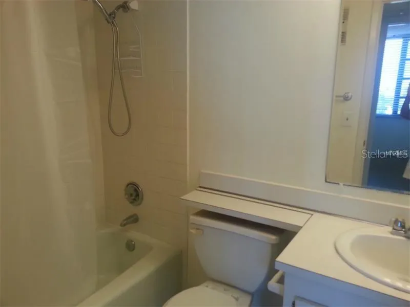 255 DOLPHIN POINT #710 Clearwater, FL 33767