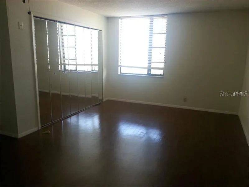 255 DOLPHIN POINT #710 Clearwater, FL 33767