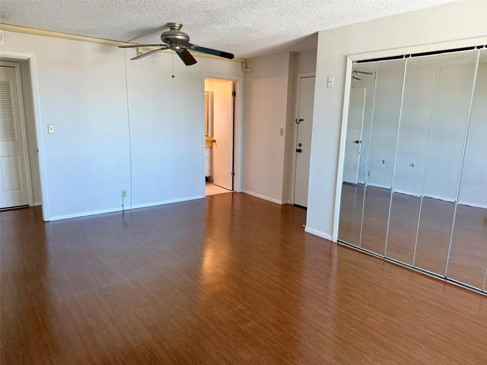255 DOLPHIN POINT #710 Clearwater, FL 33767