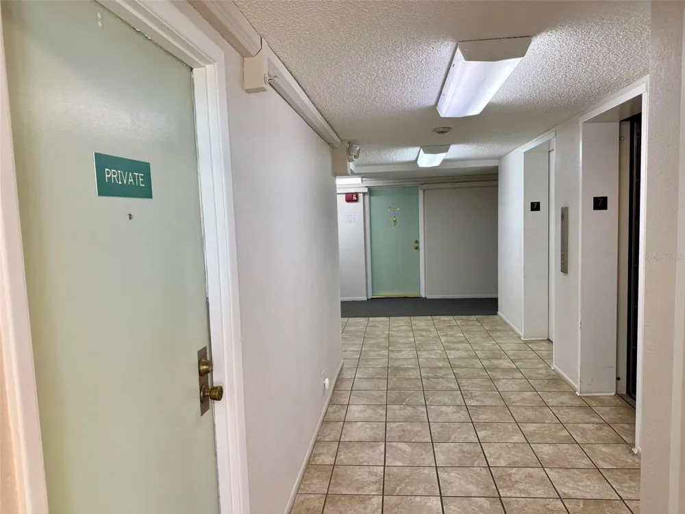 255 DOLPHIN POINT #710 Clearwater, FL 33767