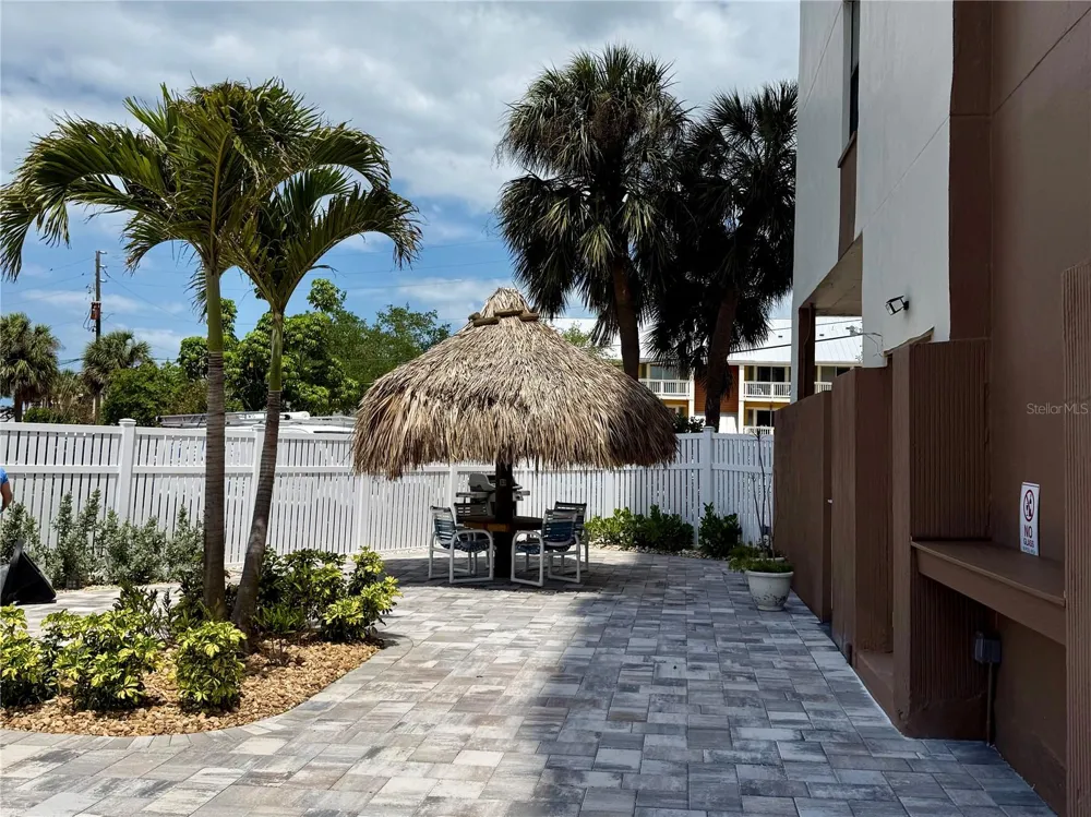 255 DOLPHIN POINT #710 Clearwater, FL 33767