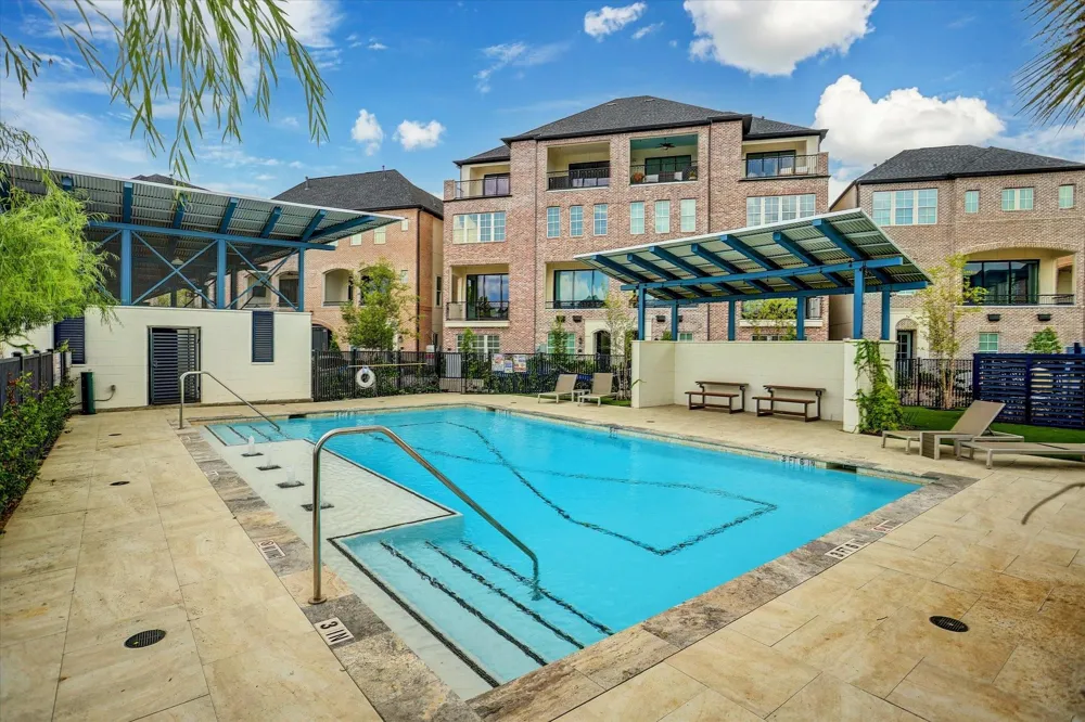 5921 Cottage Grove Lake Drive Houston, TX 77007