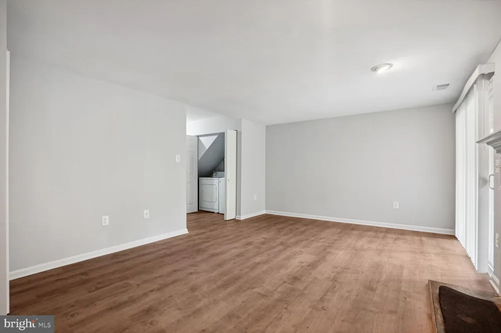 7759 ASTERELLA COURT Springfield, VA 22152