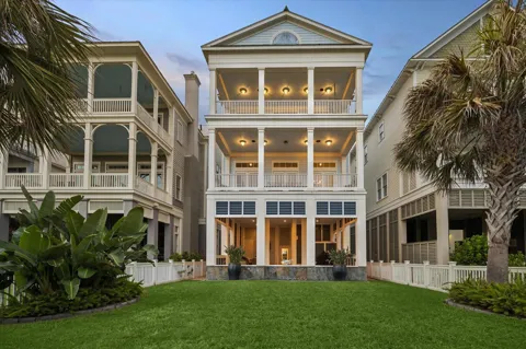 2601 E Seaside Drive