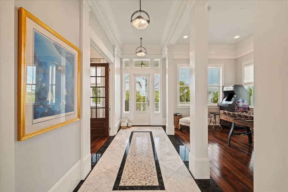 2601 E Seaside Drive Galveston, TX 77550