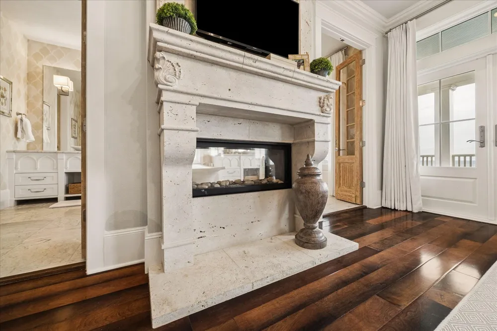 2601 E Seaside Drive Galveston, TX 77550