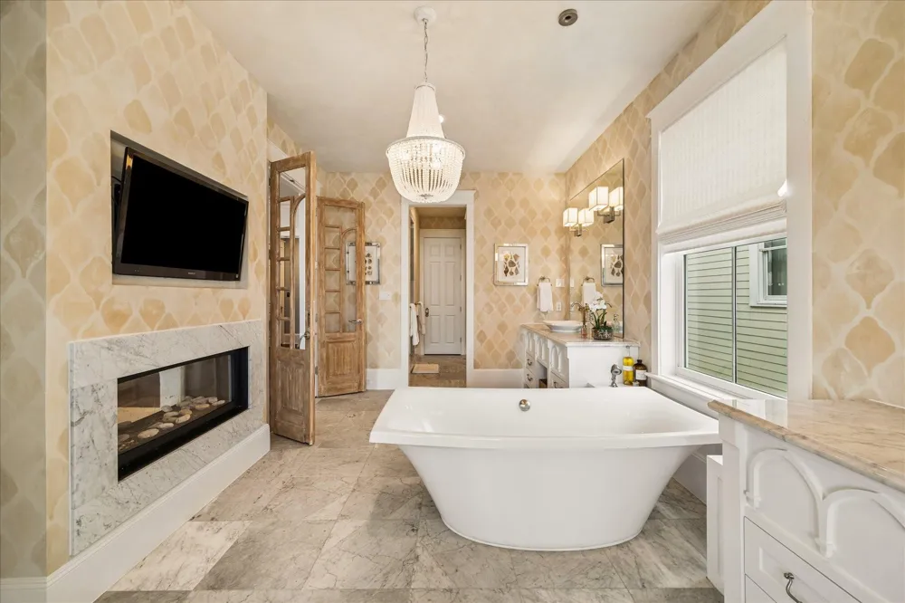 2601 E Seaside Drive Galveston, TX 77550
