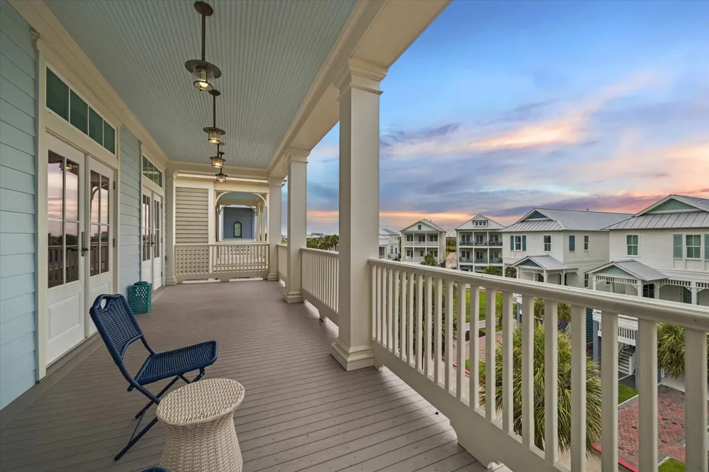 2601 E Seaside Drive Galveston, TX 77550