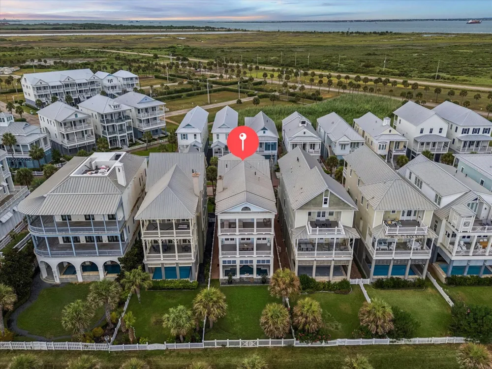 2601 E Seaside Drive Galveston, TX 77550