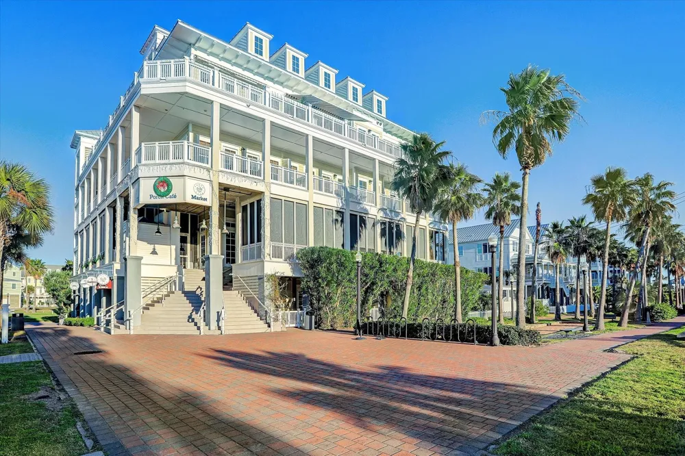 2601 E Seaside Drive Galveston, TX 77550