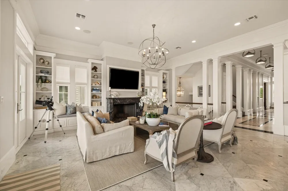 2601 E Seaside Drive Galveston, TX 77550